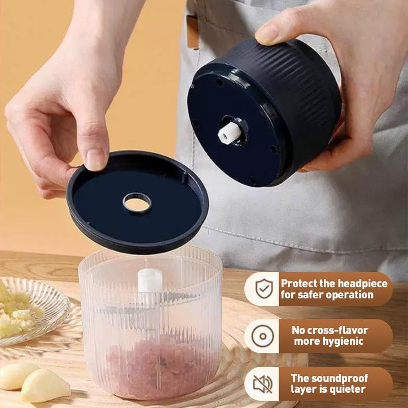 Electric Garlic Chopper, 4 Sharp Blades，Portable Veggie Chopper, 300ML Garlic Grinder Masher Onion Chopper, Blender to Vegetable, Cordless Food Processor for Ginger, Chili, Fruit, Meat, Spices, Beans, Etc